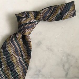 Vintage textile designerJane Barnes tie. Pristine condition.
